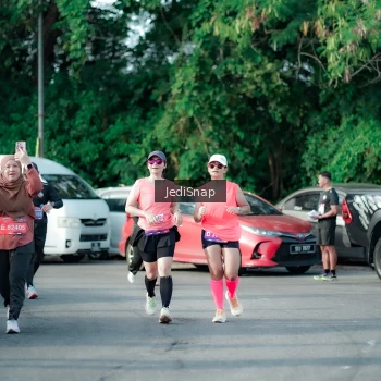 Runner Photo 3931056