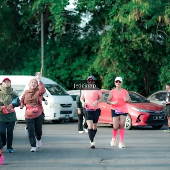 Runner Photo 3931060