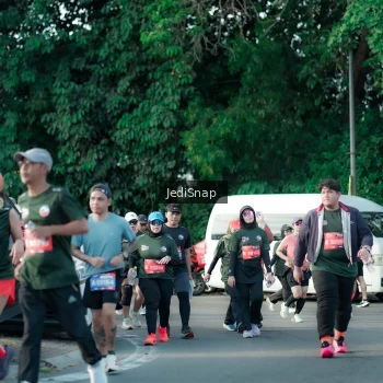 Runner Photo 3931090