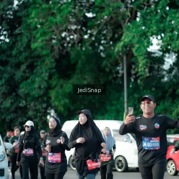 Runner Photo 3931156