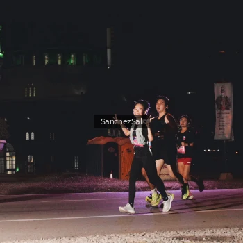 Runner Photo 3931277