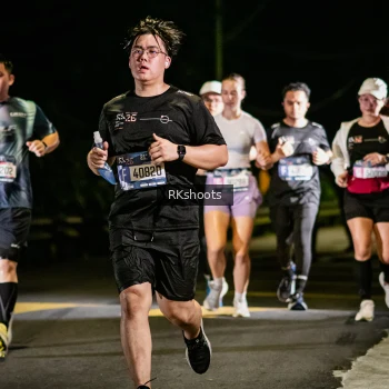 Runner Photo 3931365