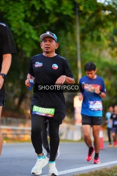 Runner Photo 3931431