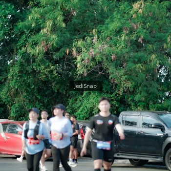 Runner Photo 3931519