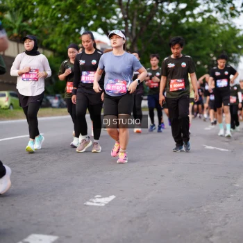 Runner Photo 3931543