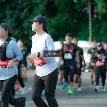 Runner Photo 3931573