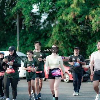 Runner Photo 3931619