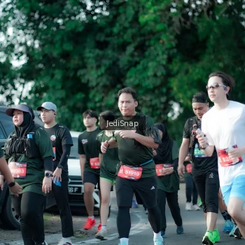Runner Photo 3931641