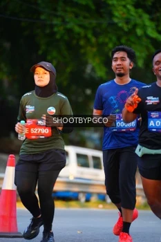 Runner Photo 3931645