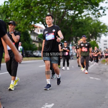 Runner Photo 3931680