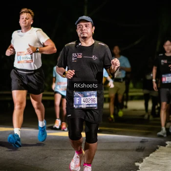 Runner Photo 3931716