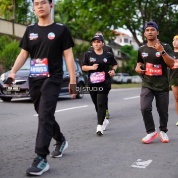 Runner Photo 3931731