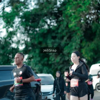 Runner Photo 3931811