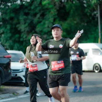 Runner Photo 3931973