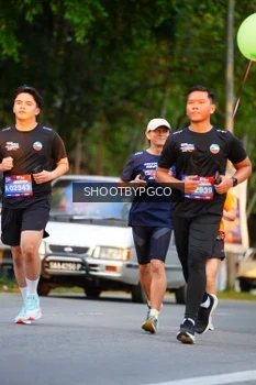Runner Photo 3931976