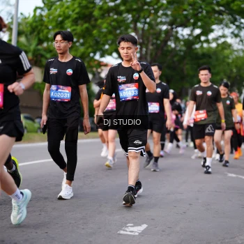 Runner Photo 3932055