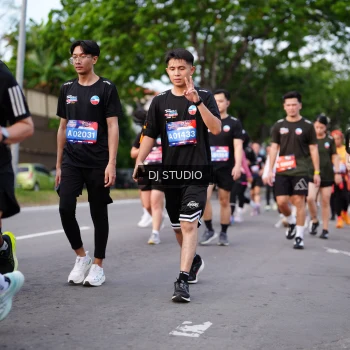 Runner Photo 3932060