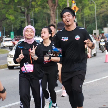 Runner Photo 3932069