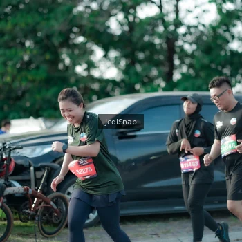 Runner Photo 3932077