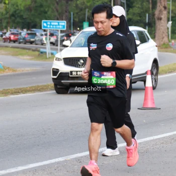 Runner Photo 3932131