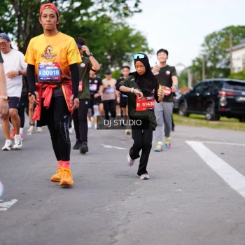 Runner Photo 3932137