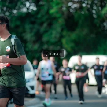 Runner Photo 3932216