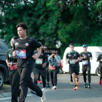 Runner Photo 3932256