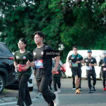 Runner Photo 3932264