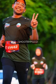 Runner Photo 3932361