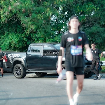Runner Photo 3932421