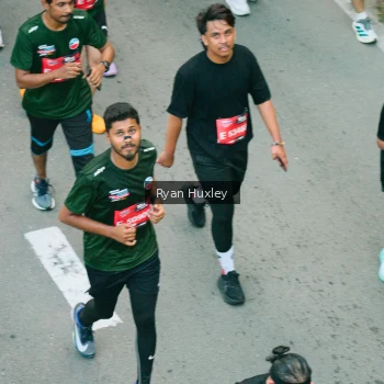 Runner Photo 3932495