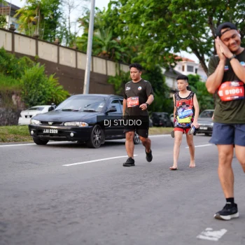 Runner Photo 3932512