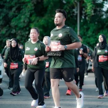 Runner Photo 3932526