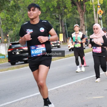 Runner Photo 3932530