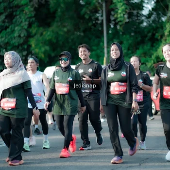 Runner Photo 3932564