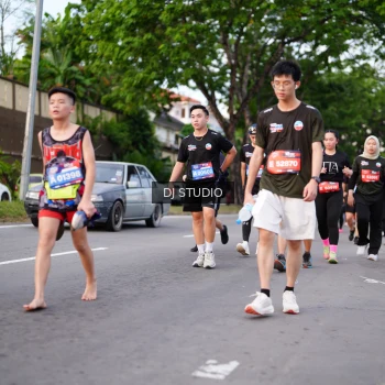 Runner Photo 3932579