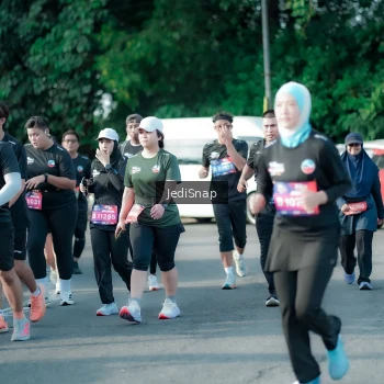 Runner Photo 3932636