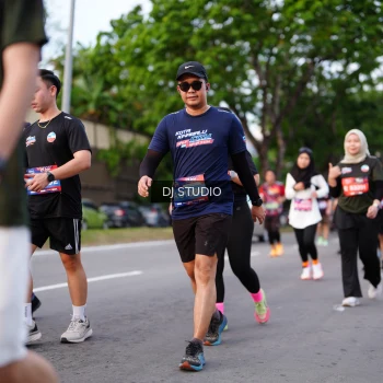 Runner Photo 3932650