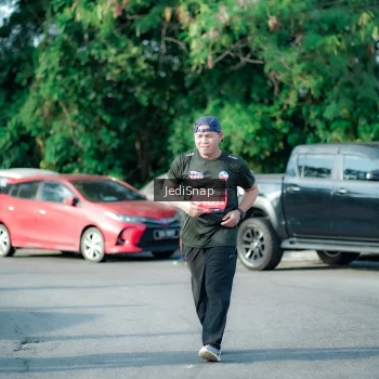 Runner Photo 3932656