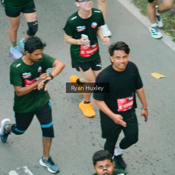 Runner Photo 3932710