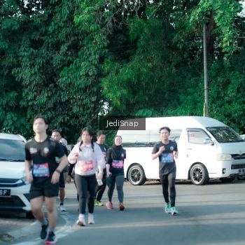 Runner Photo 3932734