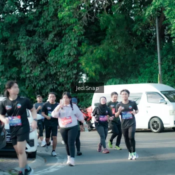 Runner Photo 3932746