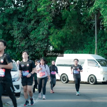 Runner Photo 3932752