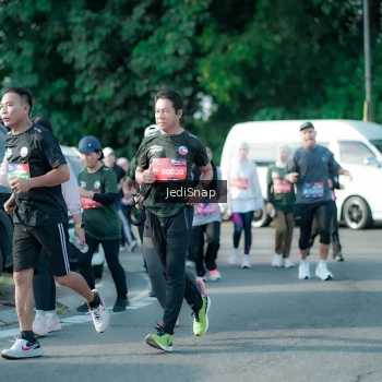 Runner Photo 3932798