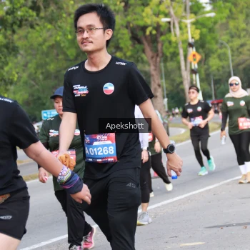 Runner Photo 3932874