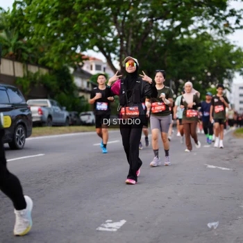 Runner Photo 3932916