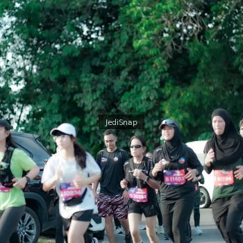 Runner Photo 3933017