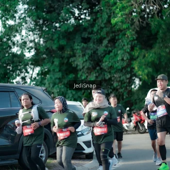Runner Photo 3933045