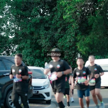 Runner Photo 3933059