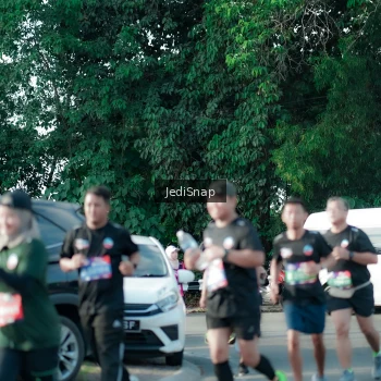 Runner Photo 3933100